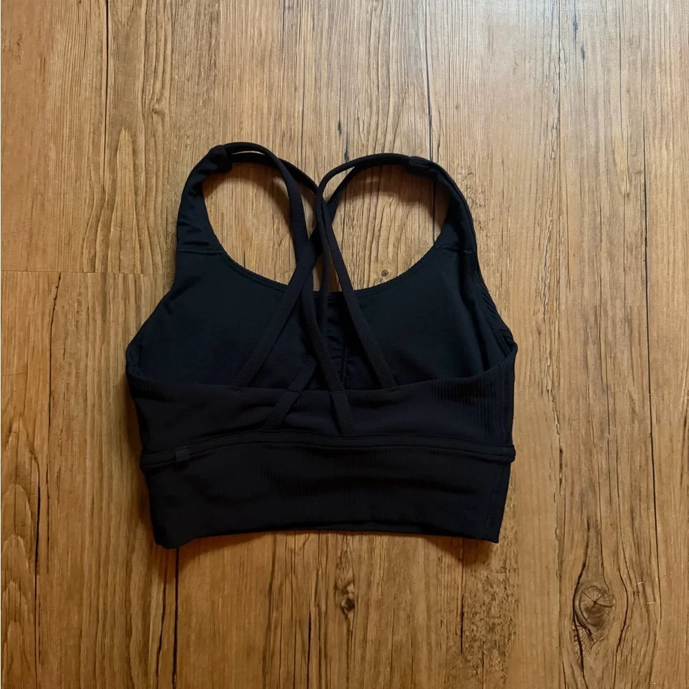 Lululemon energy sports bra with ribbed texture #activewear #fitness